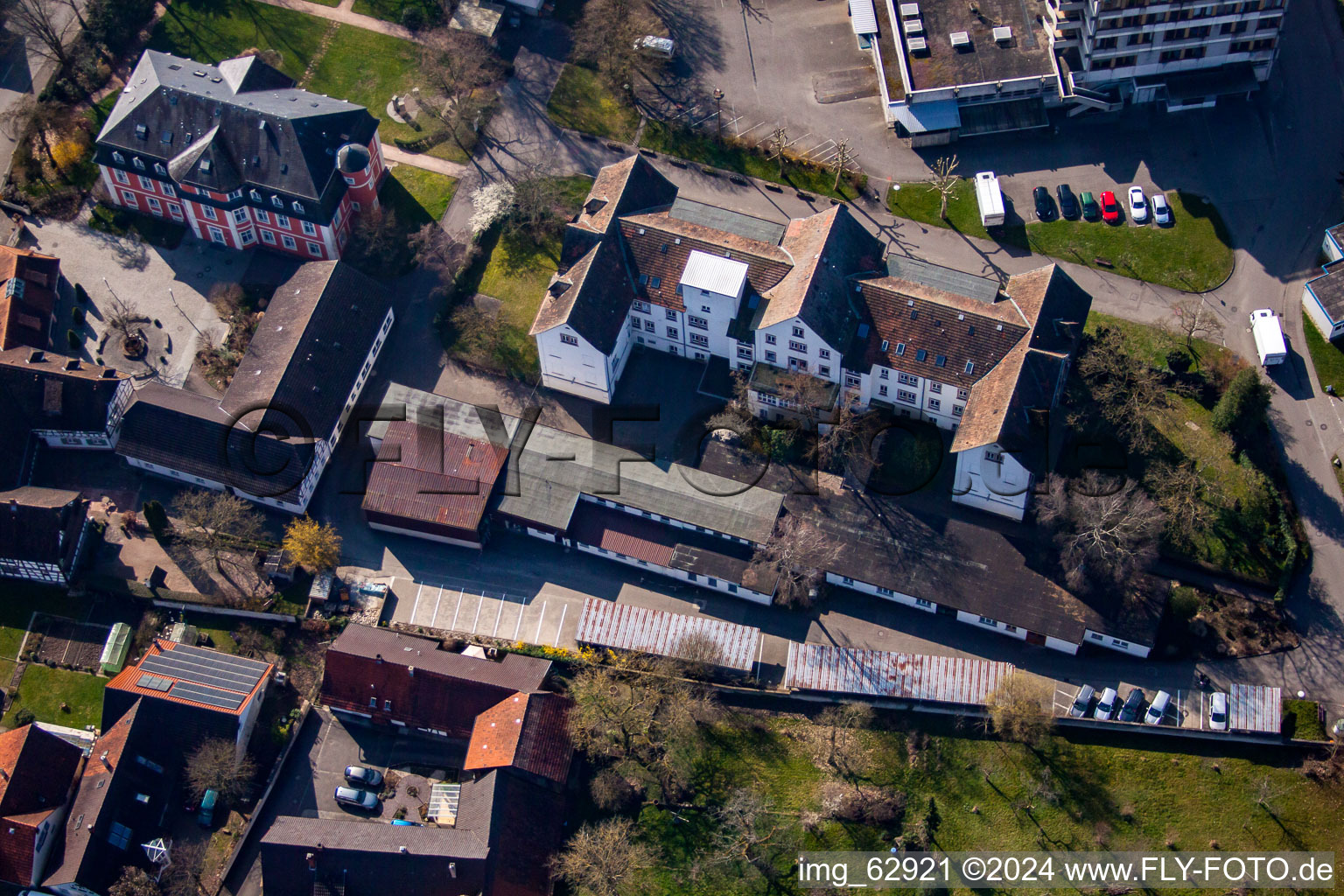 Vue aérienne de Ecole technique Diakonie pour les soins d'éducation curative à le quartier Kork in Kehl dans le département Bade-Wurtemberg, Allemagne