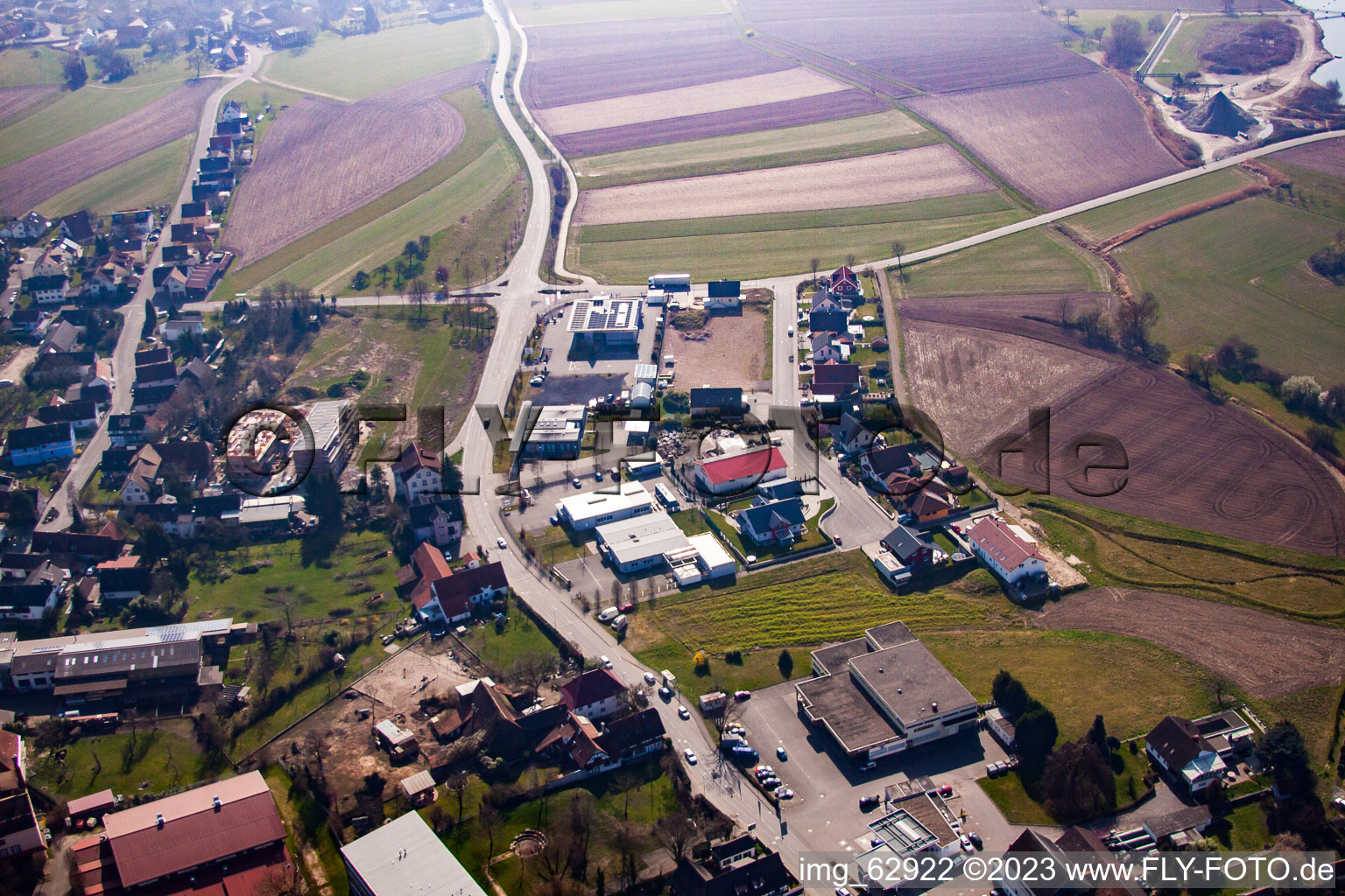 Vue aérienne de Zone commerciale dans le Junkerörtel à le quartier Kork in Kehl dans le département Bade-Wurtemberg, Allemagne