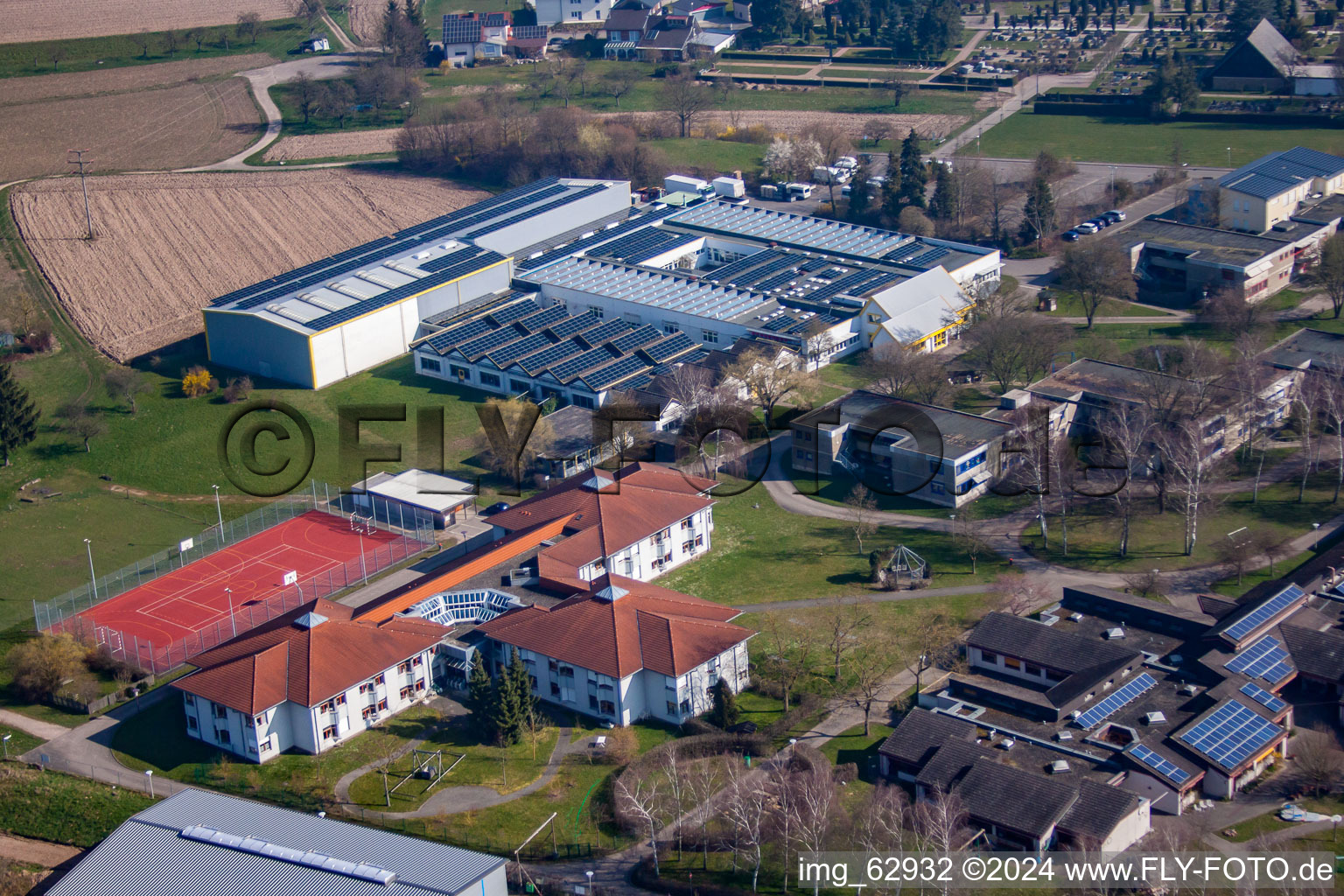 Vue aérienne de Maison pour personnes handicapées et atelier pour personnes handicapées Ateliers Diakonie Kork-Hanauerland à le quartier Kork in Kehl dans le département Bade-Wurtemberg, Allemagne