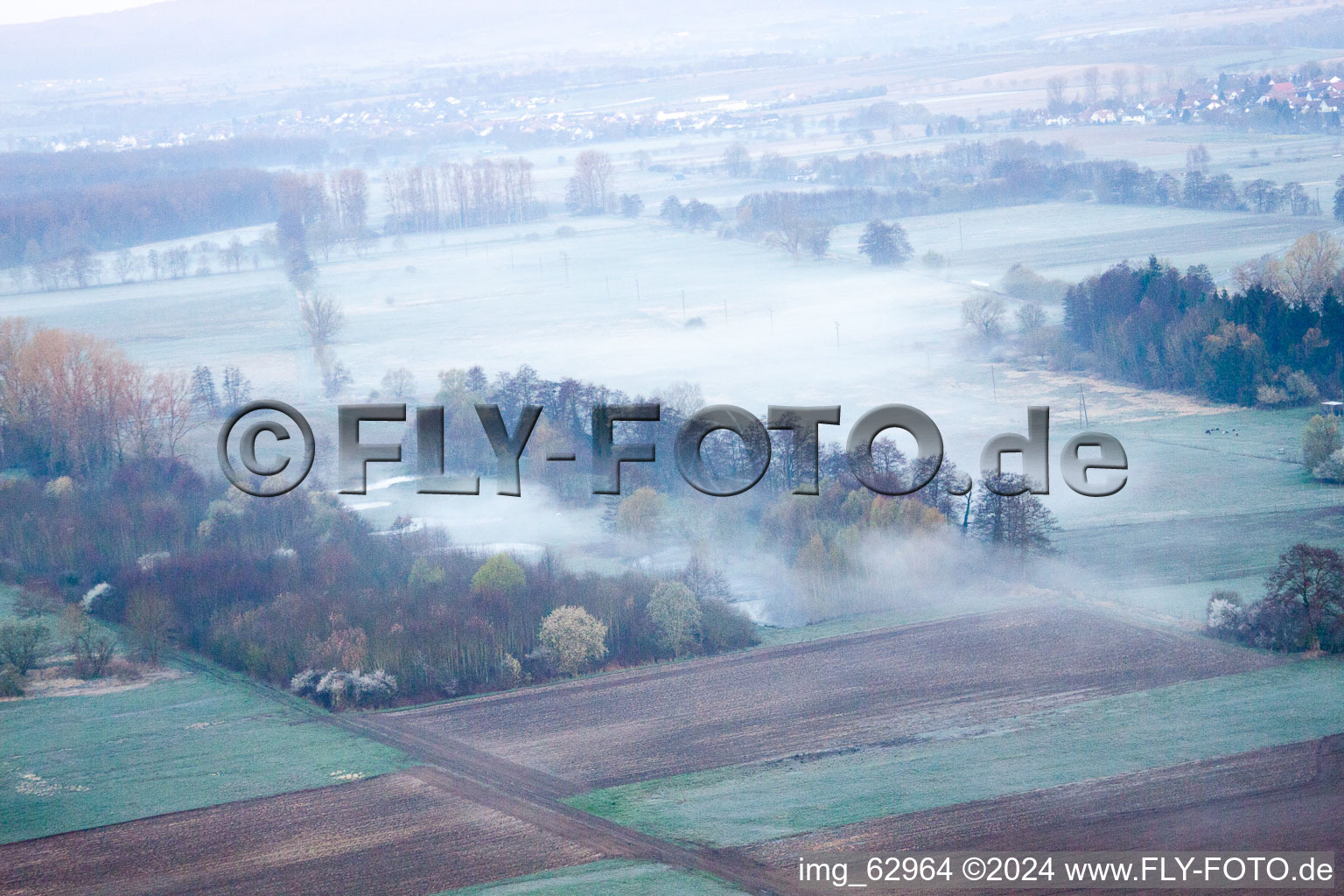 Vallée d'Otterbachtal à Minfeld dans le département Rhénanie-Palatinat, Allemagne d'un drone