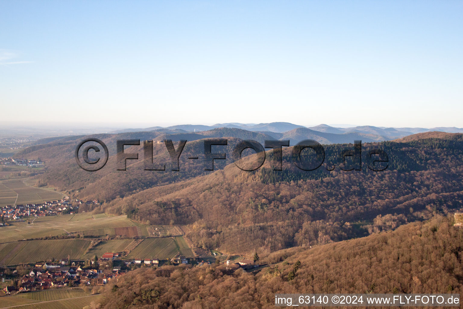 Vue aérienne de Et Madenbourg à Leinsweiler dans le département Rhénanie-Palatinat, Allemagne