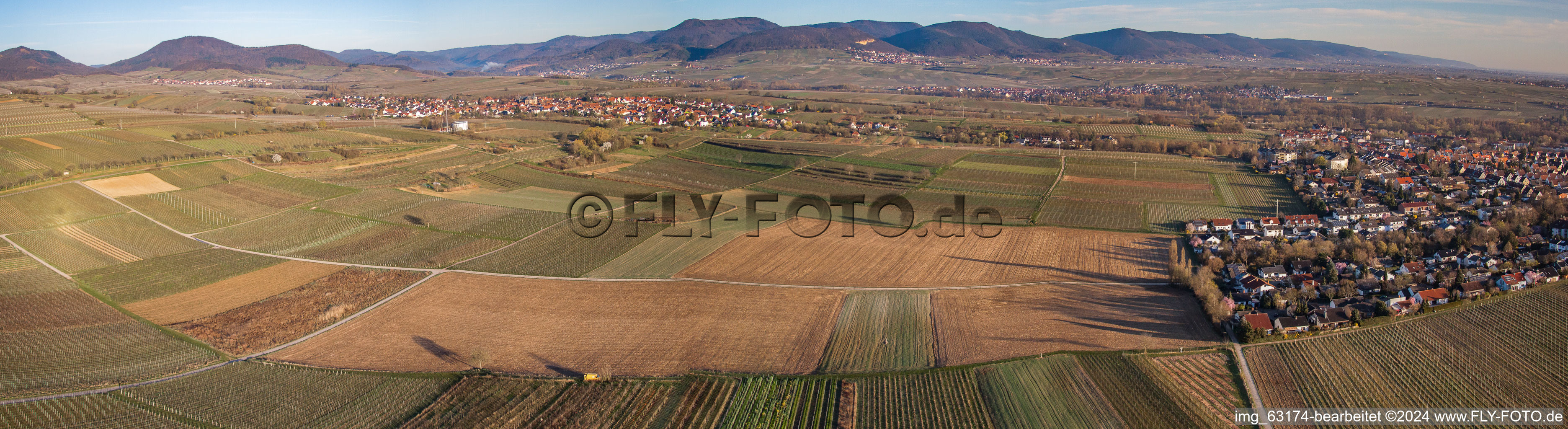 Vue aérienne de Entre Landau W et Arzheim à le quartier Wollmesheim in Landau in der Pfalz dans le département Rhénanie-Palatinat, Allemagne