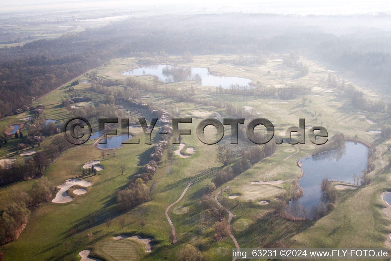 Golfclub Dreihof à Essingen dans le département Rhénanie-Palatinat, Allemagne d'un drone