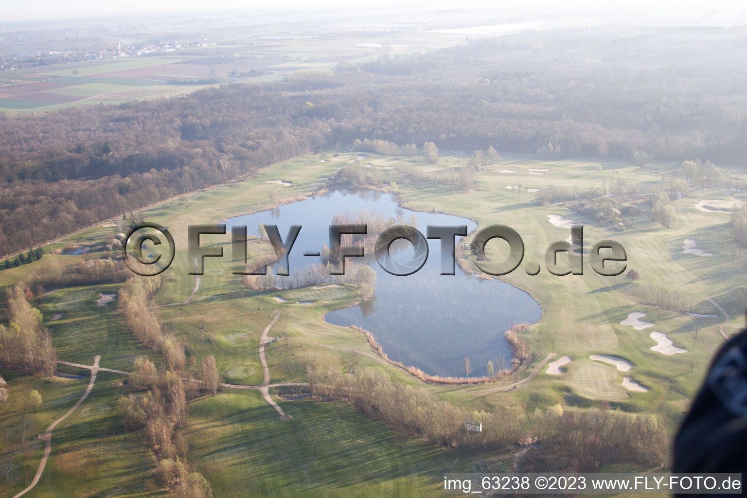 Golfclub Dreihof à Essingen dans le département Rhénanie-Palatinat, Allemagne hors des airs