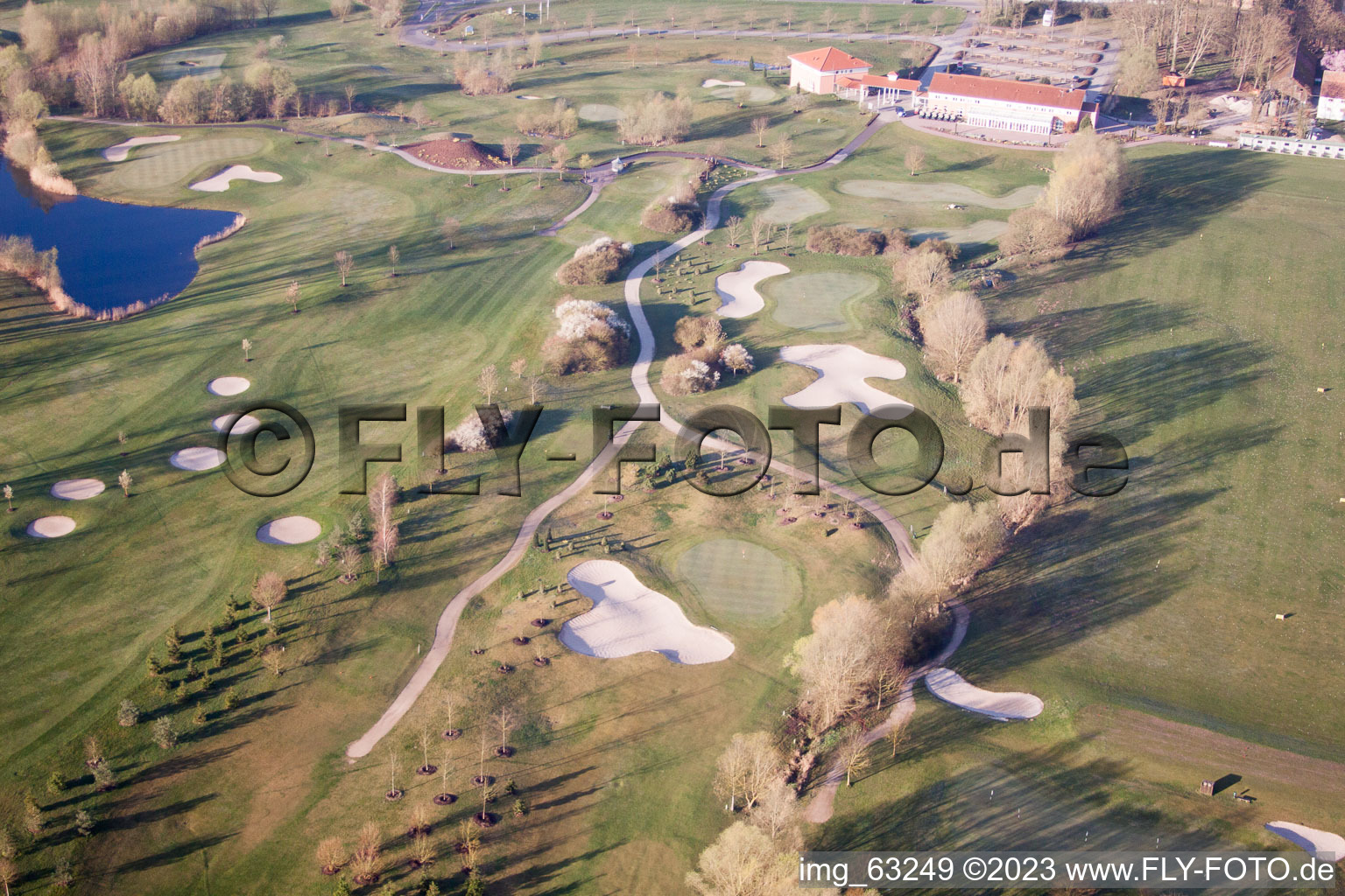 Vue aérienne de Golfclub Dreihof à Essingen dans le département Rhénanie-Palatinat, Allemagne