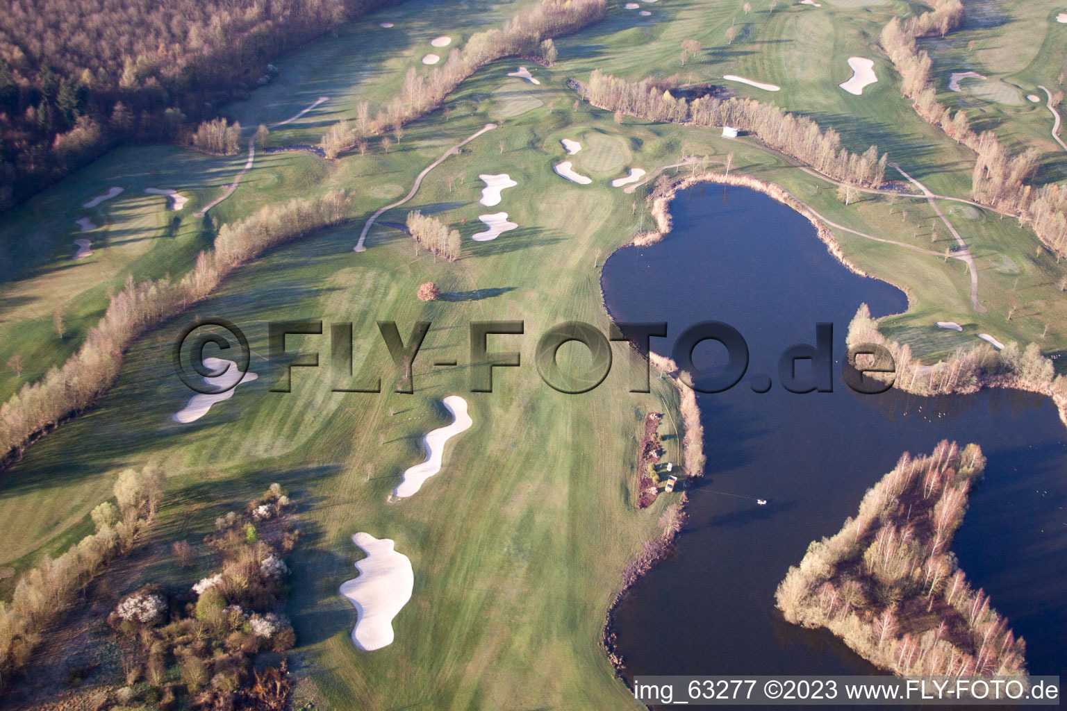 Golfclub Dreihof à Essingen dans le département Rhénanie-Palatinat, Allemagne vue du ciel