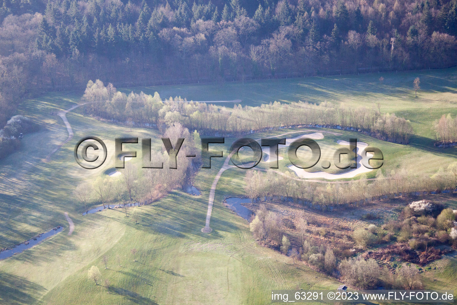 Golfclub Dreihof à Essingen dans le département Rhénanie-Palatinat, Allemagne d'en haut