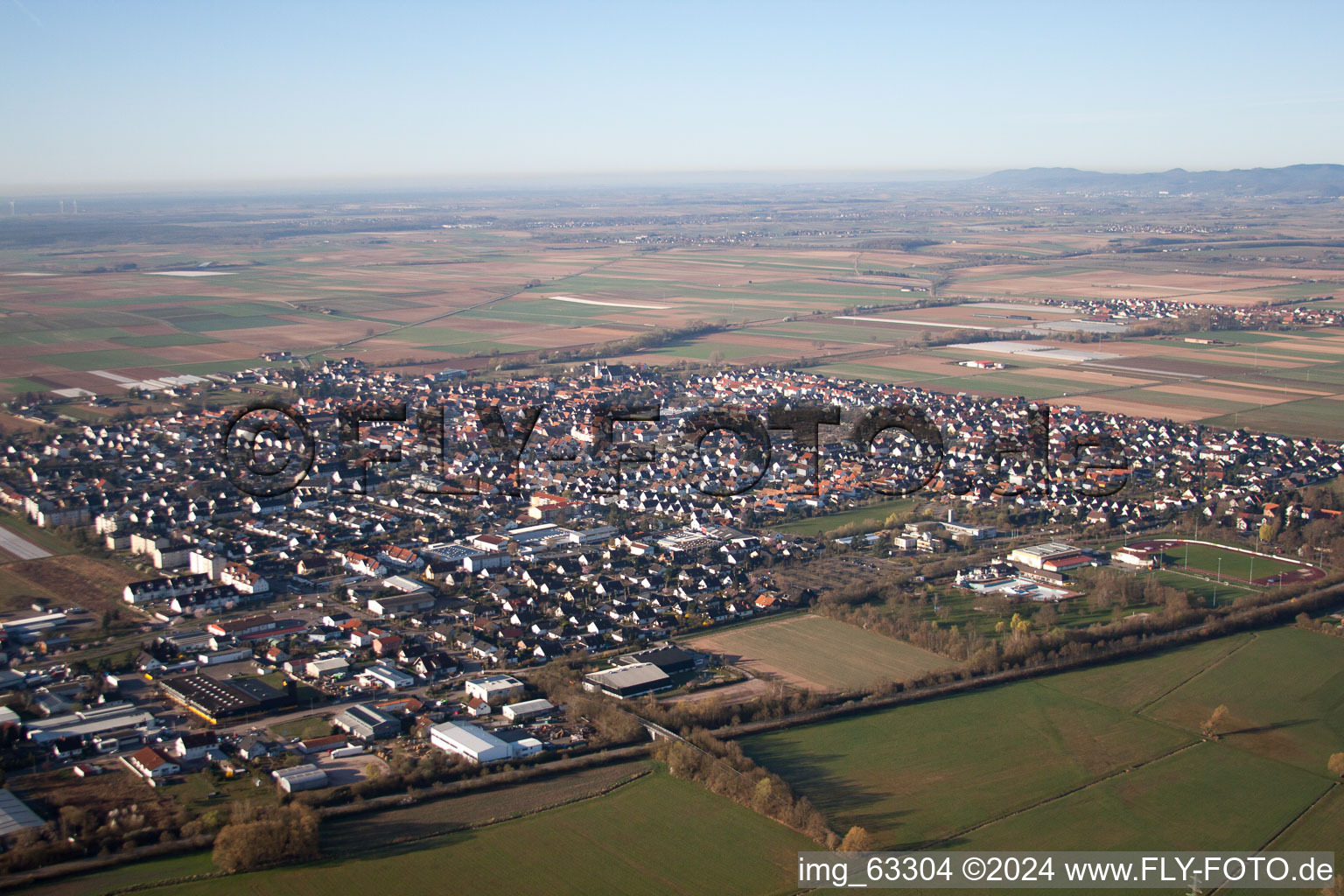 Enregistrement par drone de Offenbach an der Queich dans le département Rhénanie-Palatinat, Allemagne