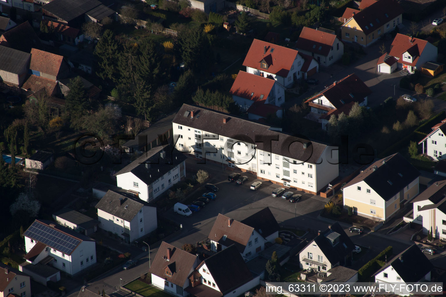 Vue oblique de Offenbach an der Queich dans le département Rhénanie-Palatinat, Allemagne