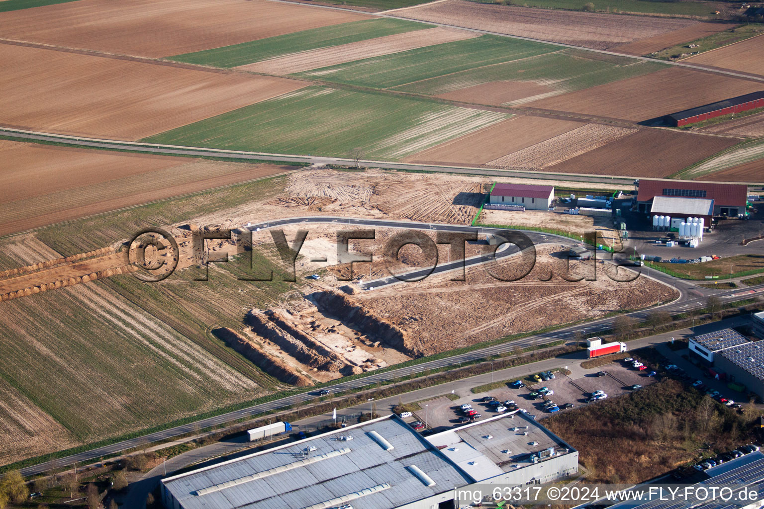 Vue aérienne de Zone industrielle Ouest 2 à le quartier Herxheim in Herxheim bei Landau dans le département Rhénanie-Palatinat, Allemagne