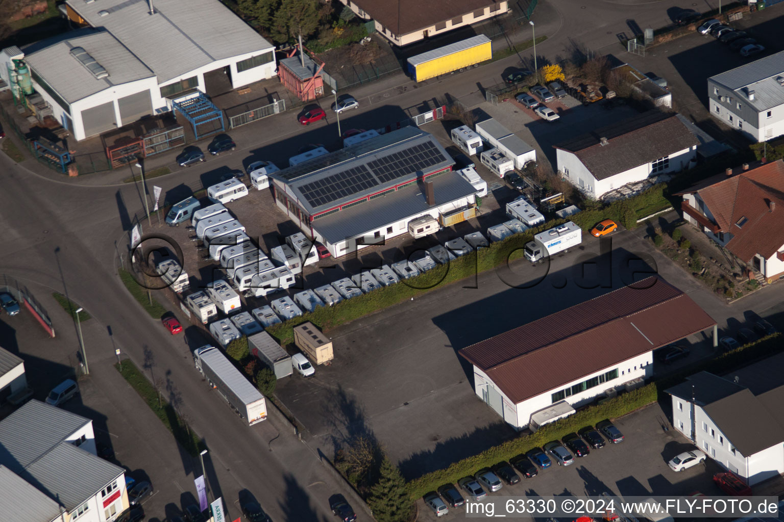 Zone industrielle de Horst à le quartier Minderslachen in Kandel dans le département Rhénanie-Palatinat, Allemagne vue du ciel