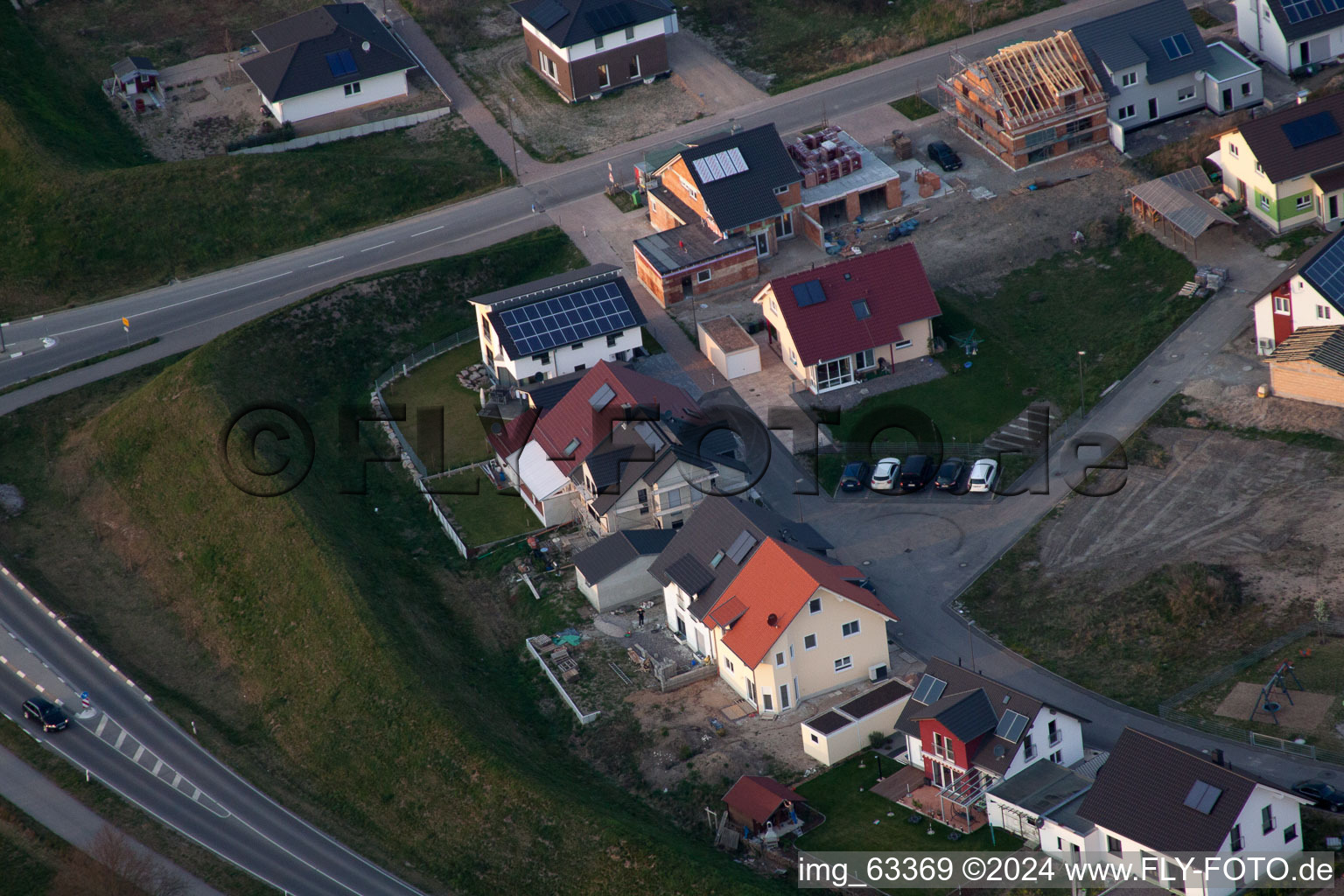 Jockgrim dans le département Rhénanie-Palatinat, Allemagne du point de vue du drone