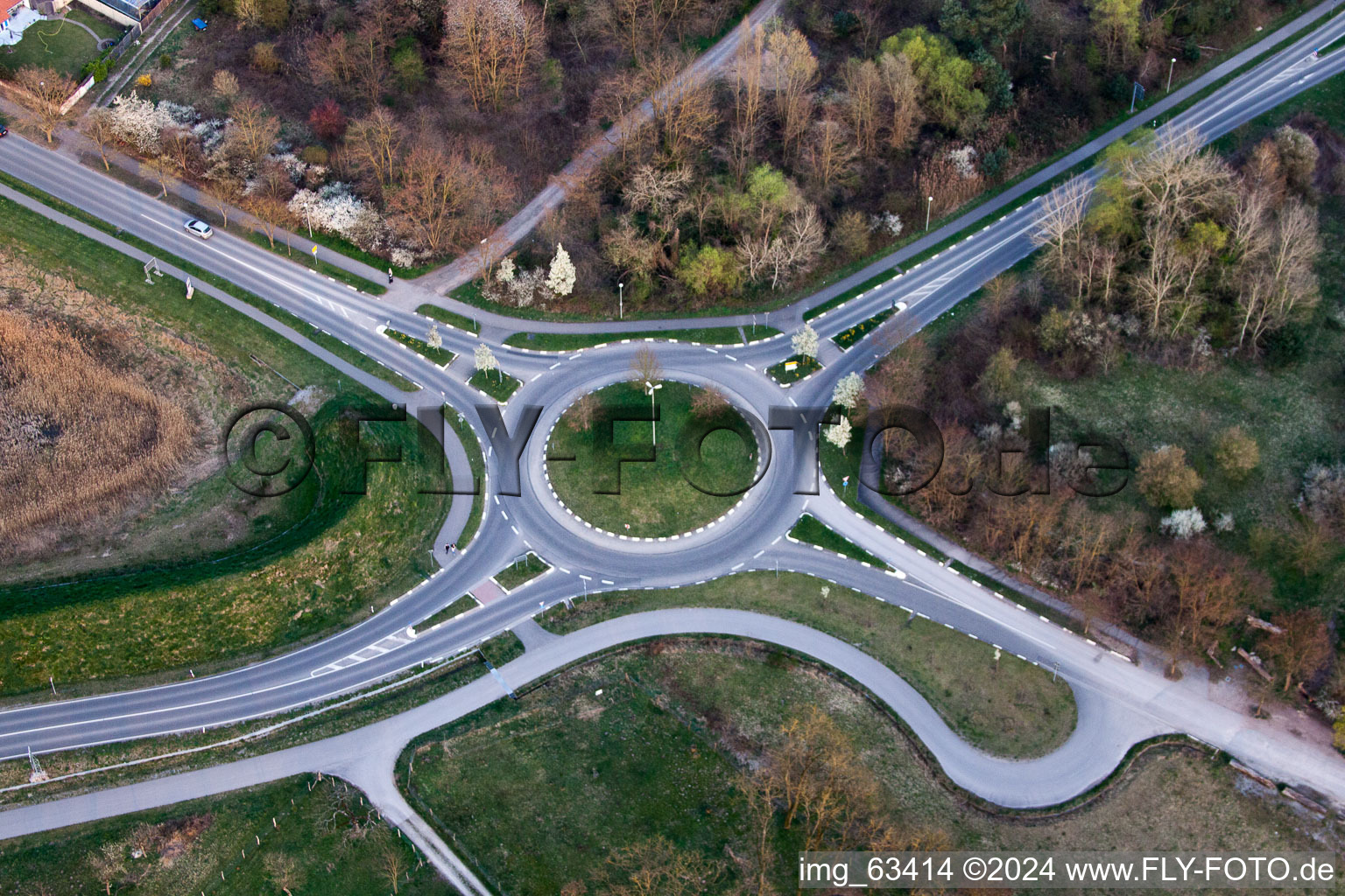 Jockgrim dans le département Rhénanie-Palatinat, Allemagne vue du ciel