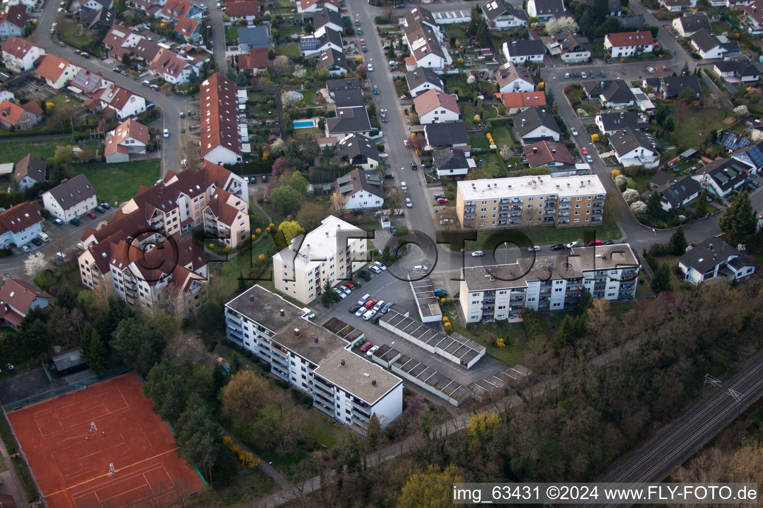 Vue d'oiseau de Jockgrim dans le département Rhénanie-Palatinat, Allemagne