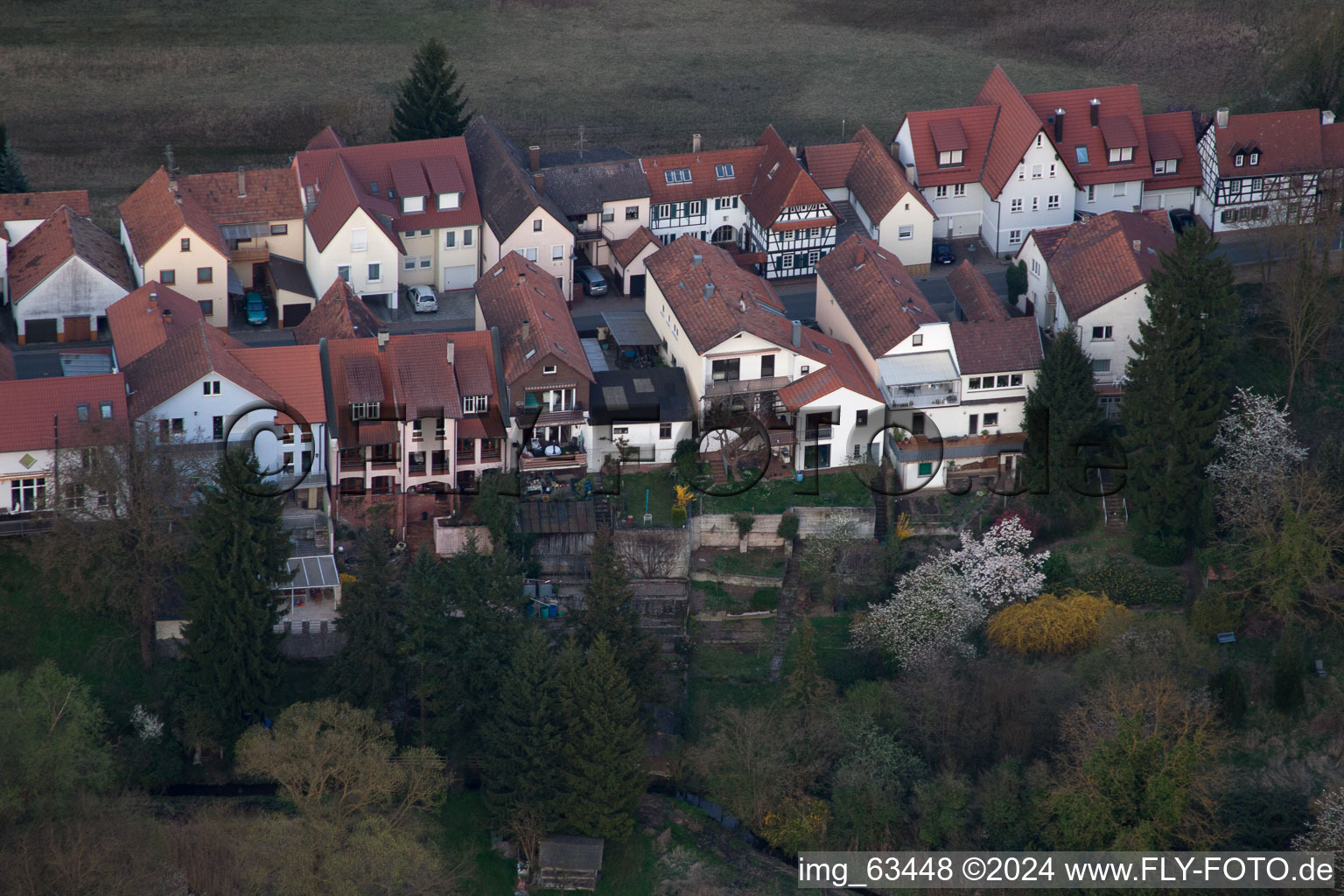 Jockgrim dans le département Rhénanie-Palatinat, Allemagne depuis l'avion