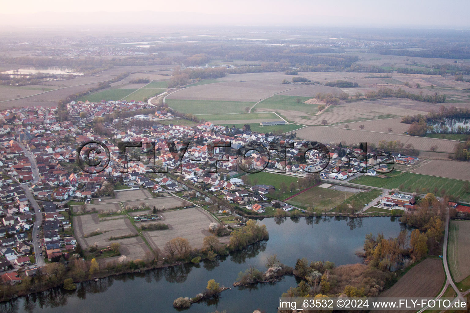 Image drone de Leimersheim dans le département Rhénanie-Palatinat, Allemagne