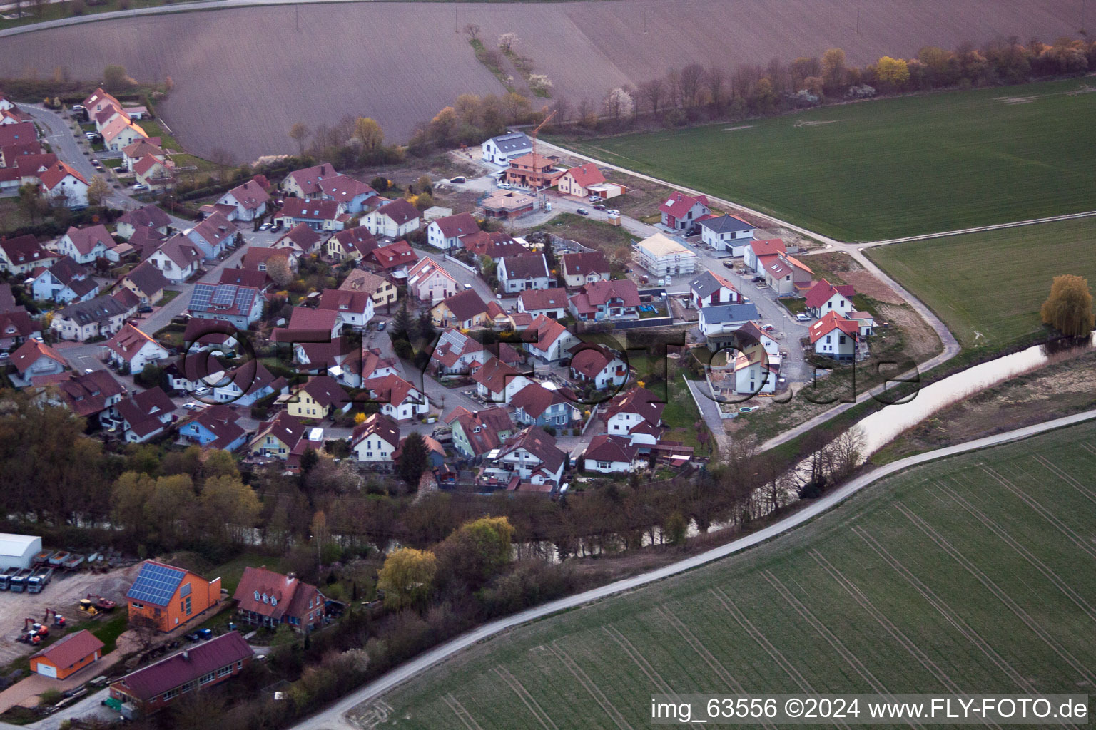 Enregistrement par drone de Leimersheim dans le département Rhénanie-Palatinat, Allemagne