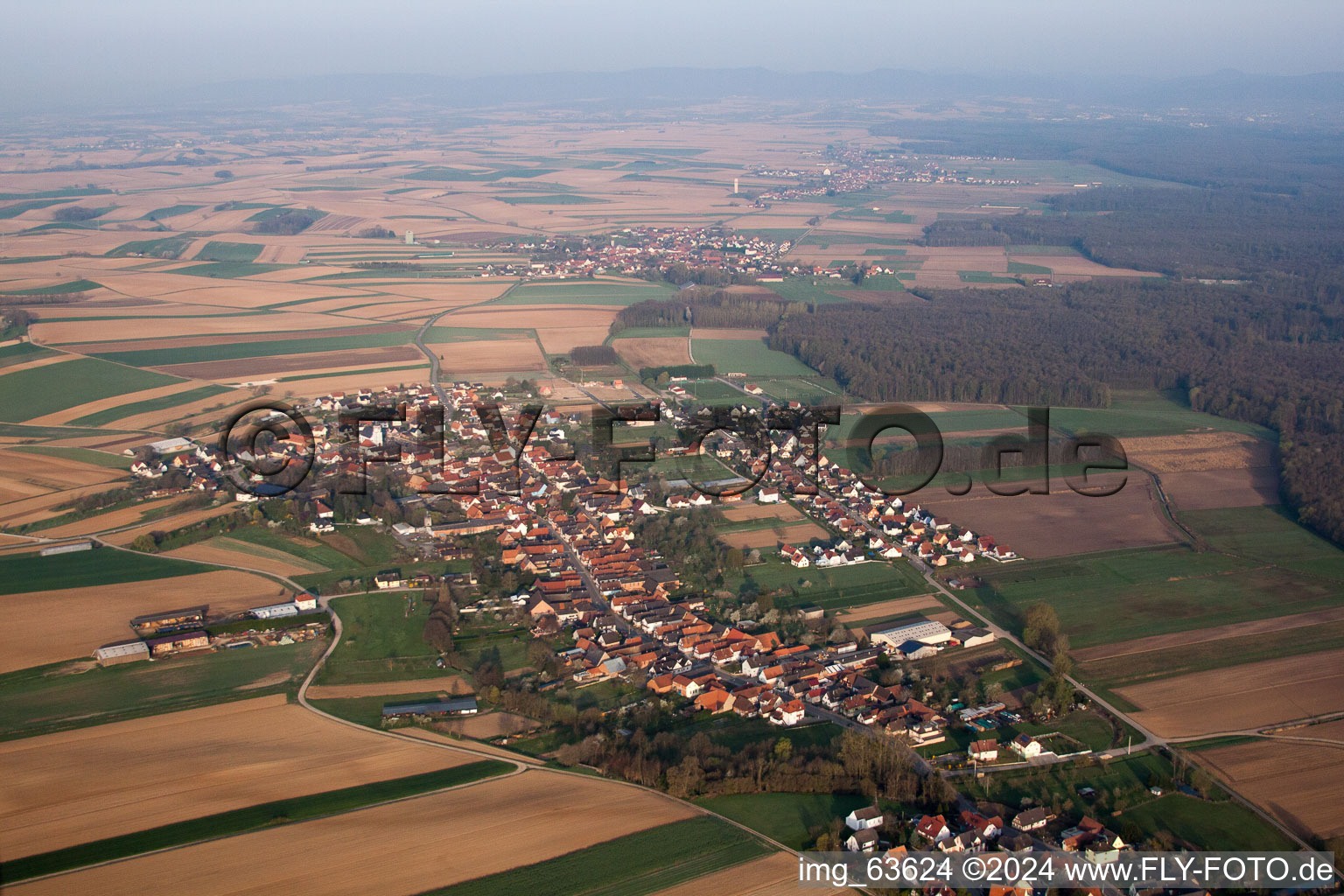 Image drone de Niederlauterbach dans le département Bas Rhin, France