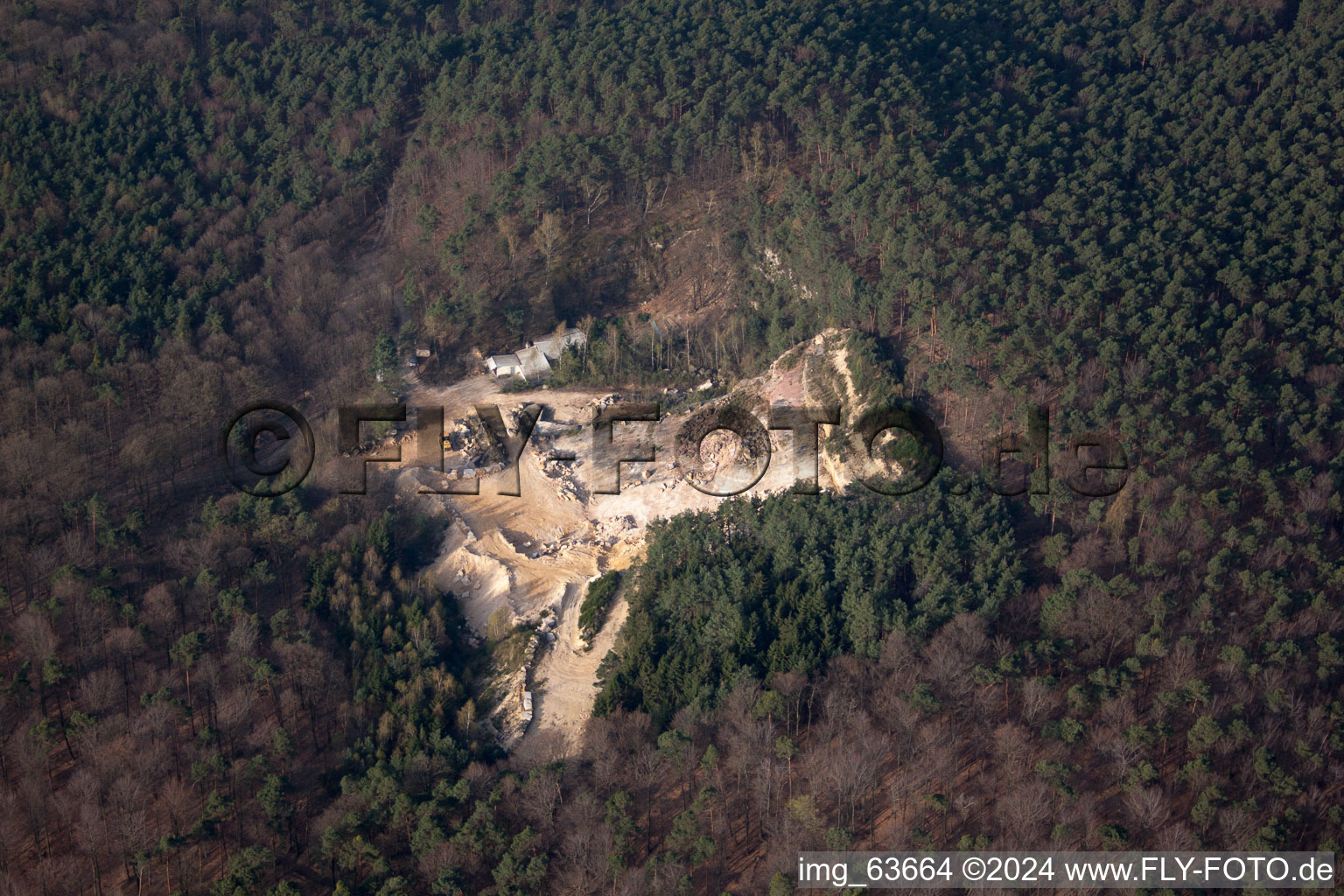 Rott dans le département Bas Rhin, France depuis l'avion