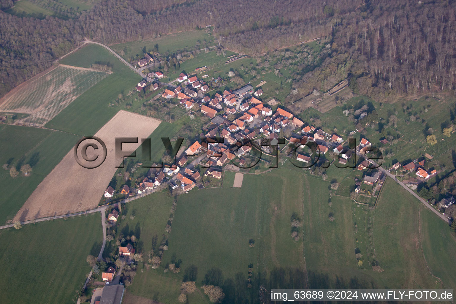 Image drone de Mattstall dans le département Bas Rhin, France