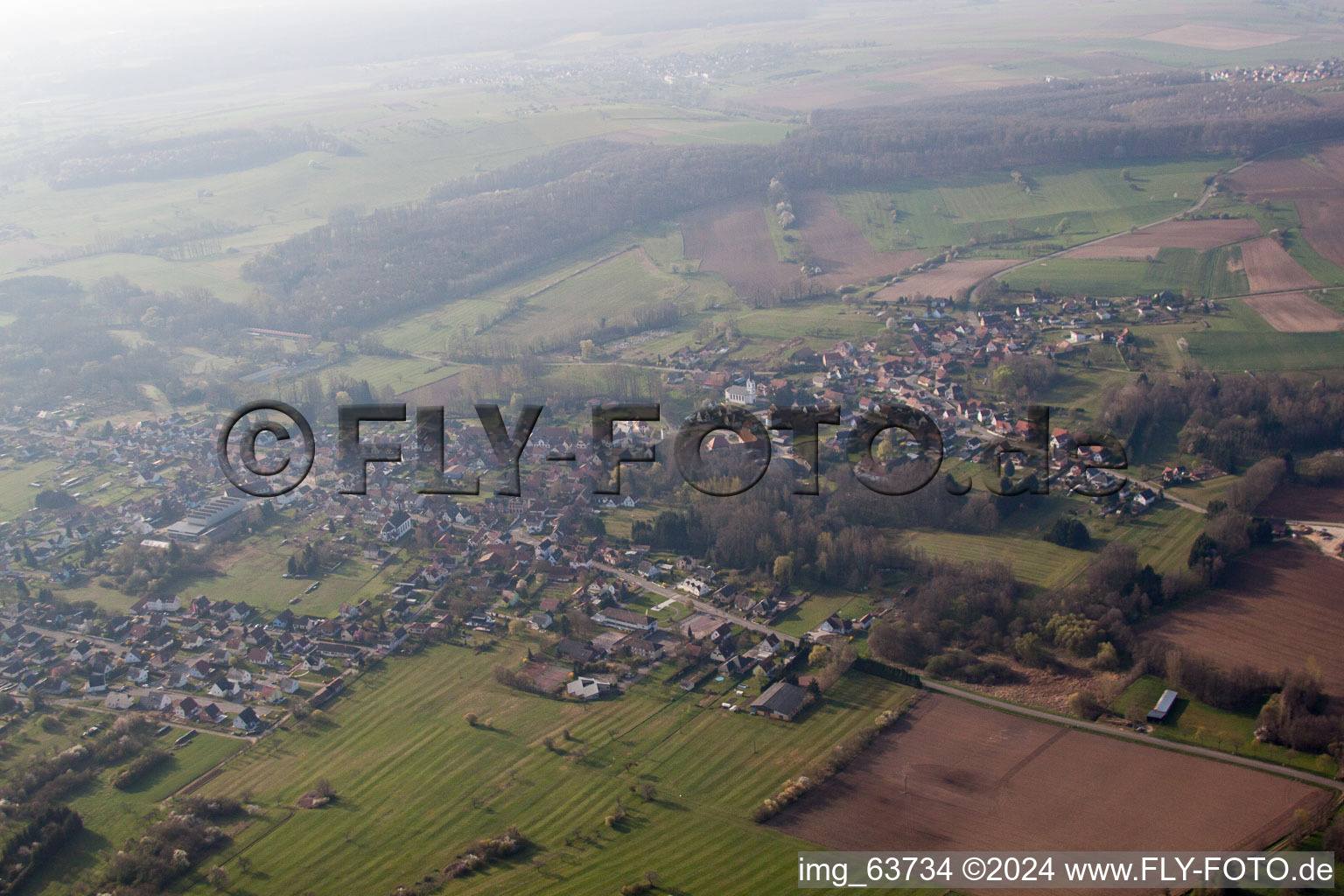 Vue oblique de Gumbrechtshoffen dans le département Bas Rhin, France