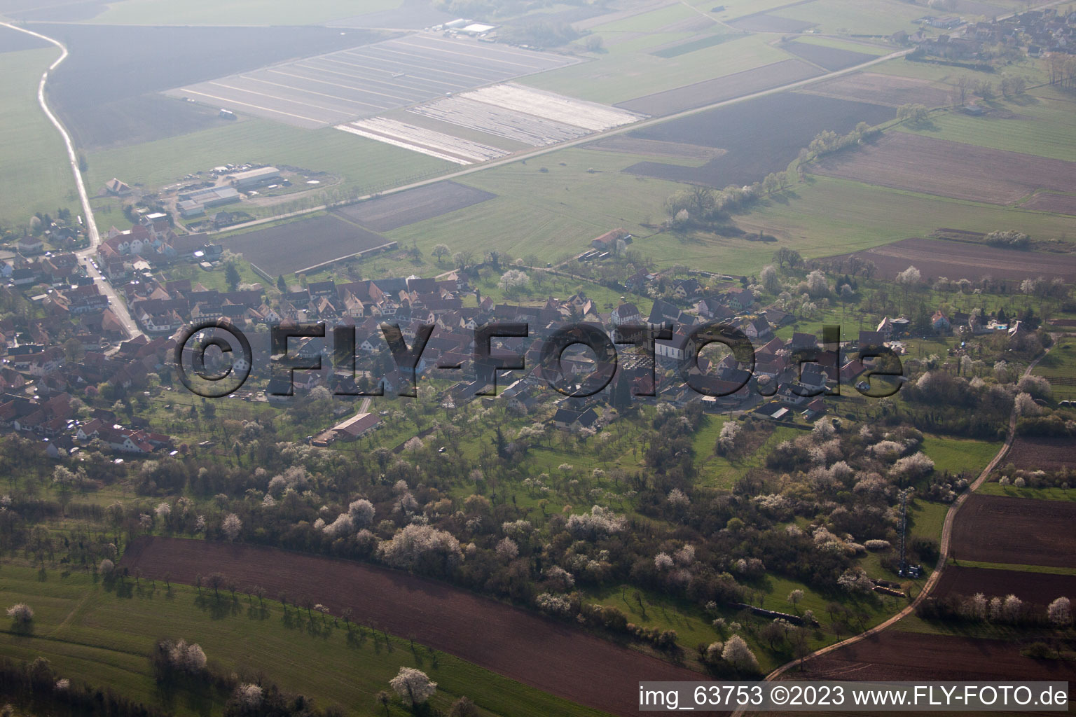 Enregistrement par drone de Morsbronn-les-Bains dans le département Bas Rhin, France
