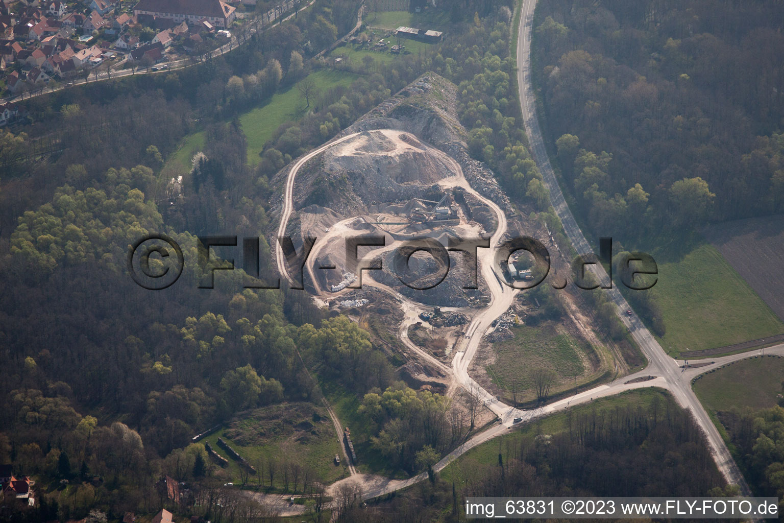 Image drone de Scheibenhardt dans le département Rhénanie-Palatinat, Allemagne