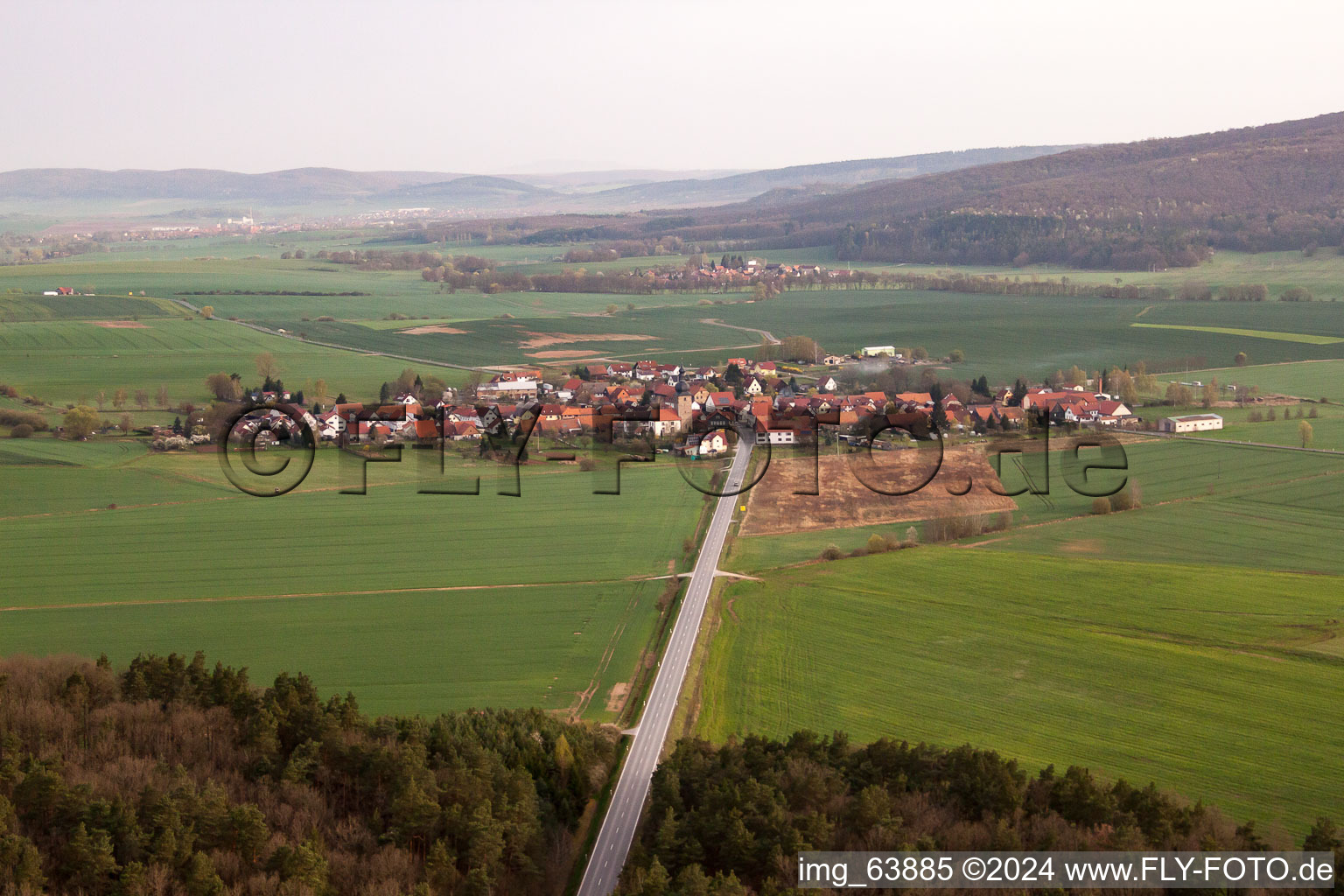 Vue aérienne de Quartier Eicha in Römhild dans le département Thuringe, Allemagne