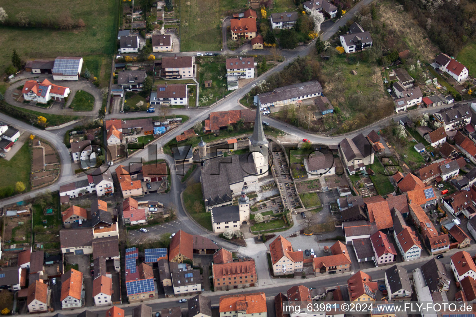 Hollstadt dans le département Bavière, Allemagne depuis l'avion