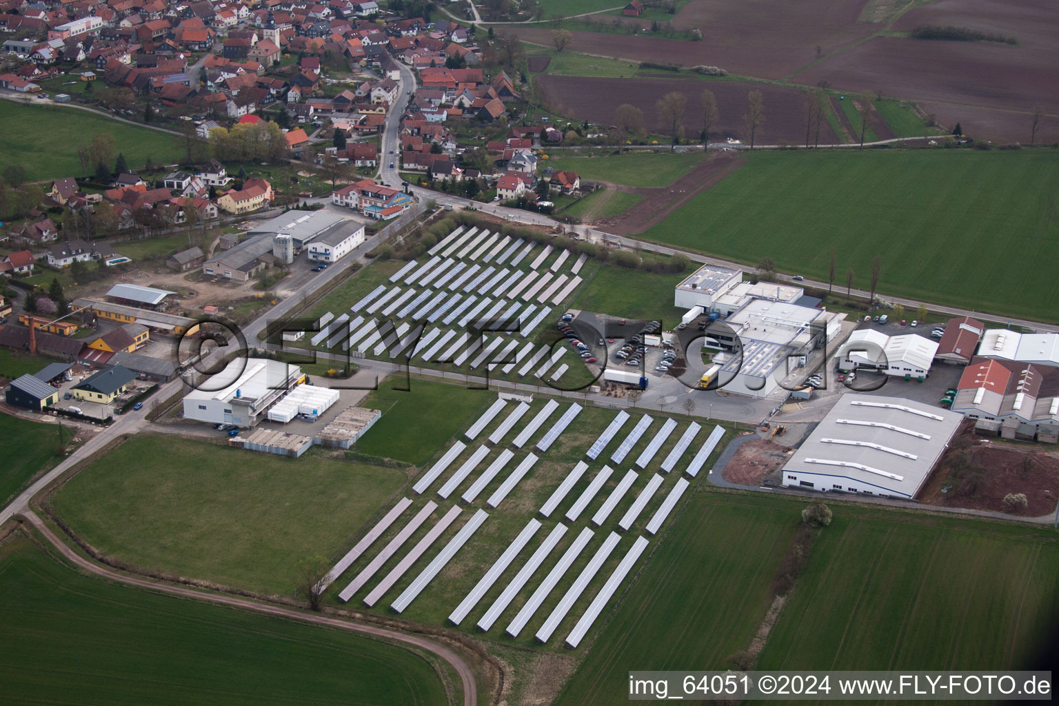 Photographie aérienne de Champs agricoles et surfaces utilisables à Straufhain dans le département Thuringe, Allemagne