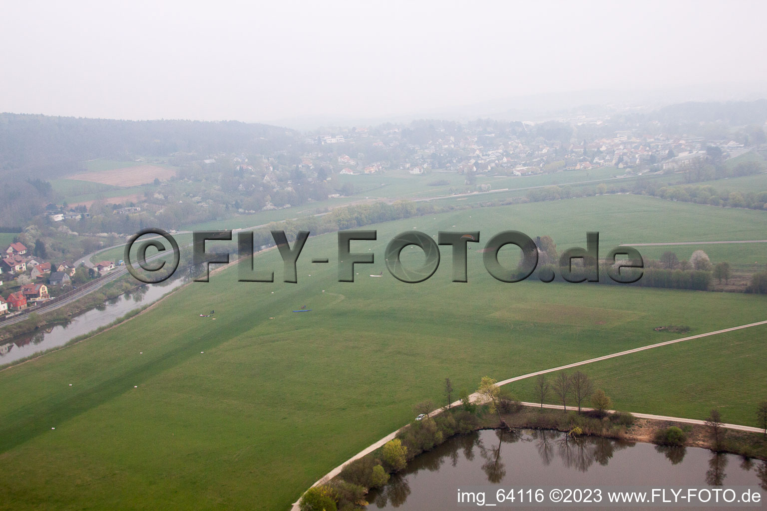 Vue aérienne de Aire de glisse à Lichtenfels dans le département Bavière, Allemagne