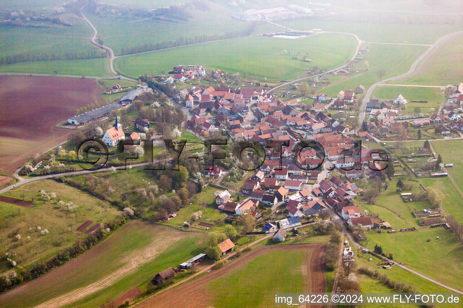 Vue aérienne de Quartier Rieth in Heldburg dans le département Thuringe, Allemagne