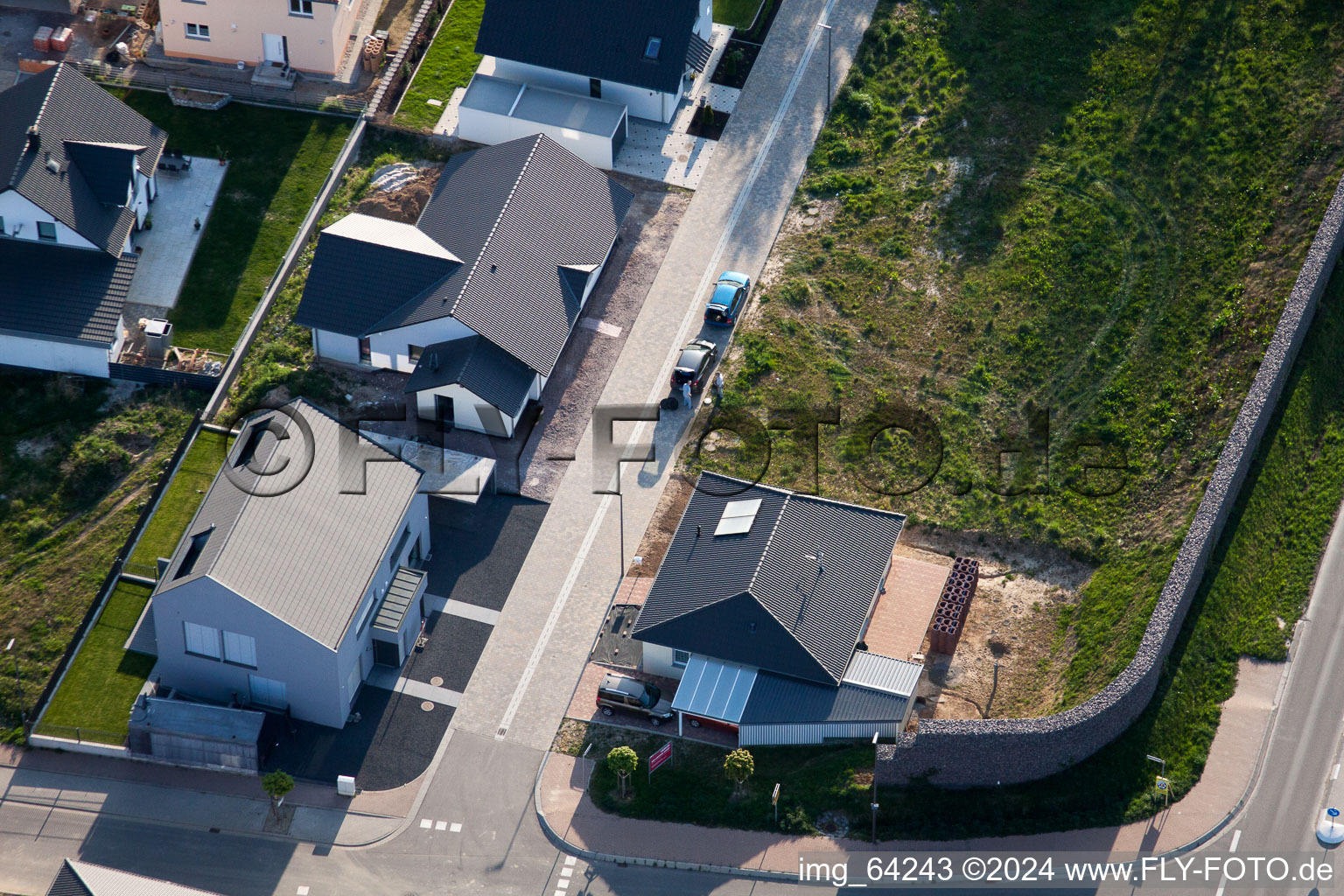 Nouvelle zone de développement à l'est à Minfeld dans le département Rhénanie-Palatinat, Allemagne vue du ciel