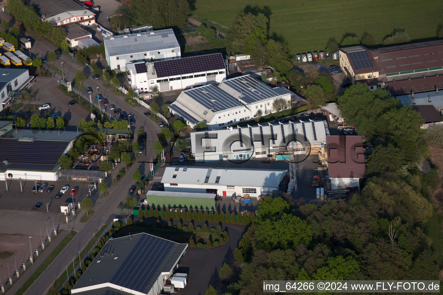 Image drone de Zone industrielle de Horst à le quartier Minderslachen in Kandel dans le département Rhénanie-Palatinat, Allemagne