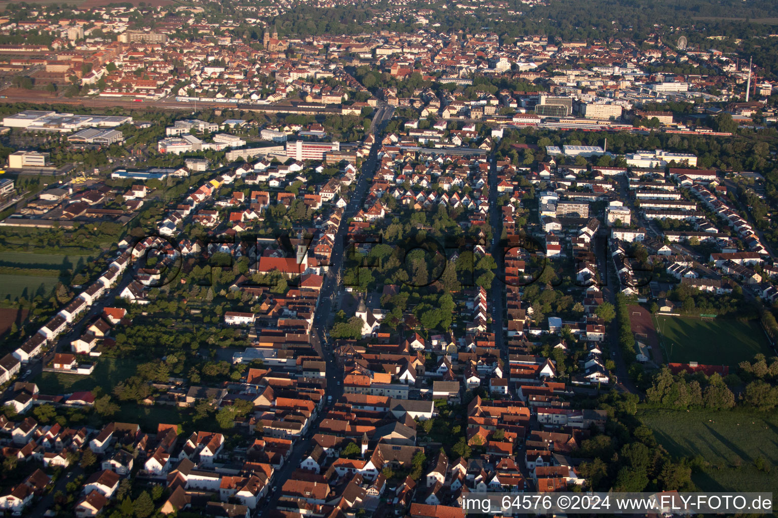 Quartier Queichheim in Landau in der Pfalz dans le département Rhénanie-Palatinat, Allemagne vue d'en haut