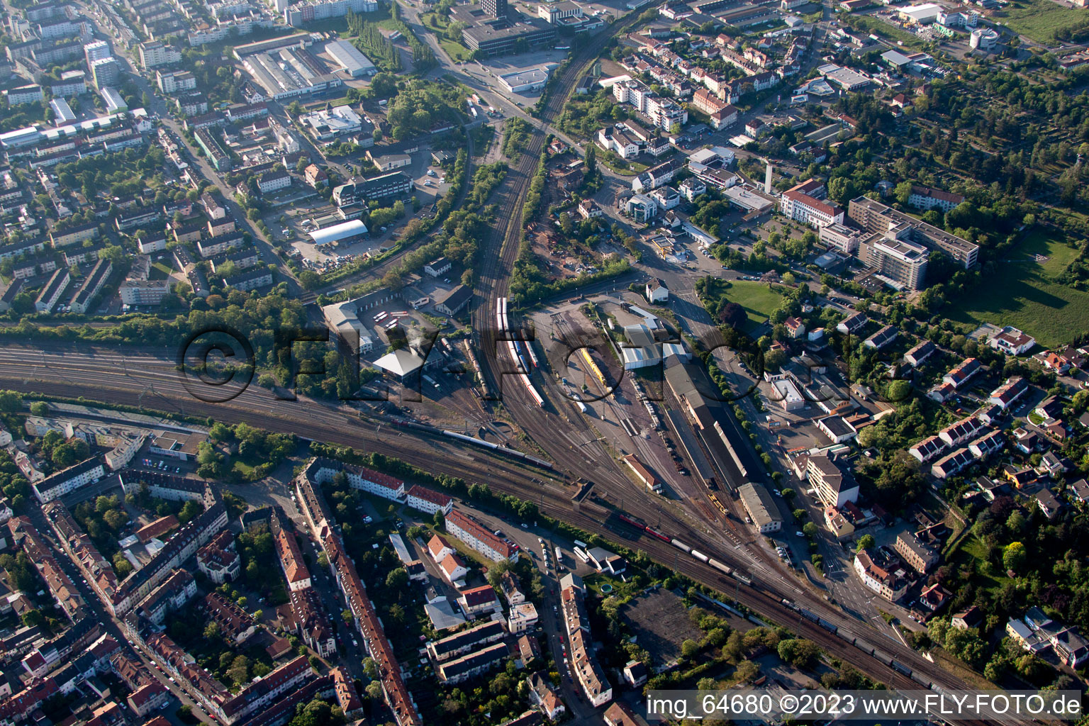 Triangle de piste à Neustadt an der Weinstraße dans le département Rhénanie-Palatinat, Allemagne hors des airs