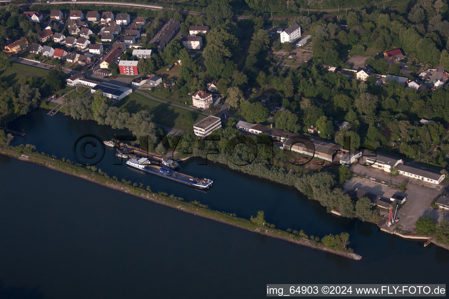 Vue aérienne de Germersheim dans le département Rhénanie-Palatinat, Allemagne