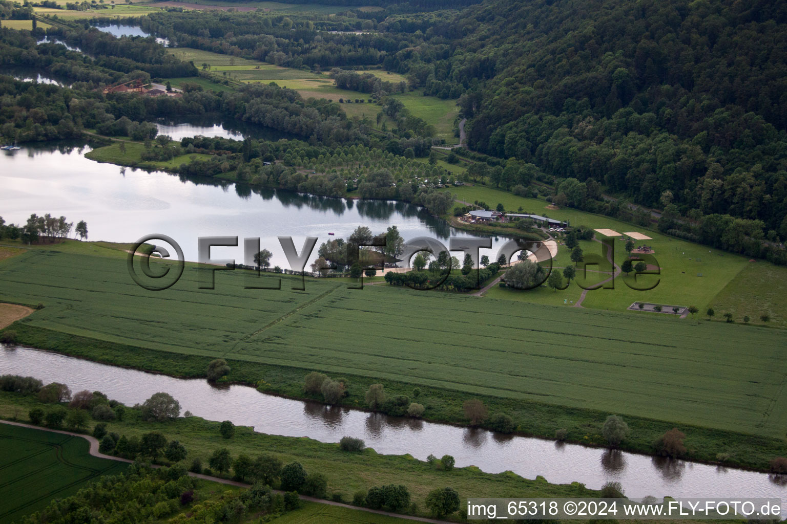 Vue oblique de Höxter dans le département Rhénanie du Nord-Westphalie, Allemagne