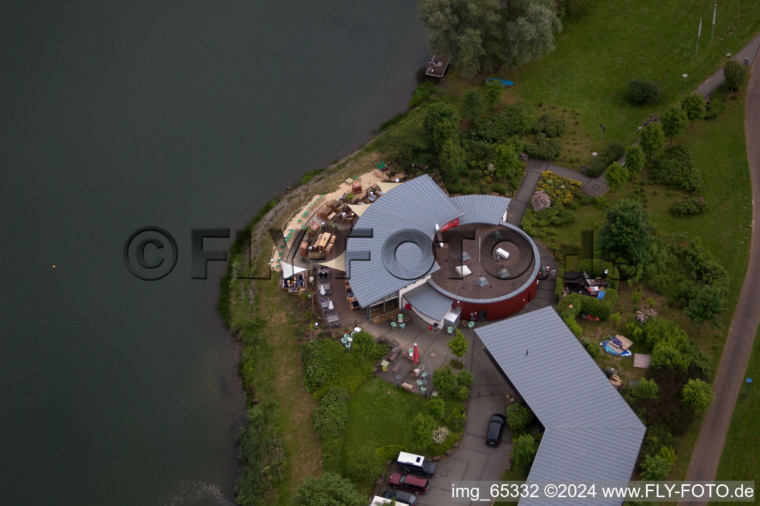 Höxter dans le département Rhénanie du Nord-Westphalie, Allemagne du point de vue du drone