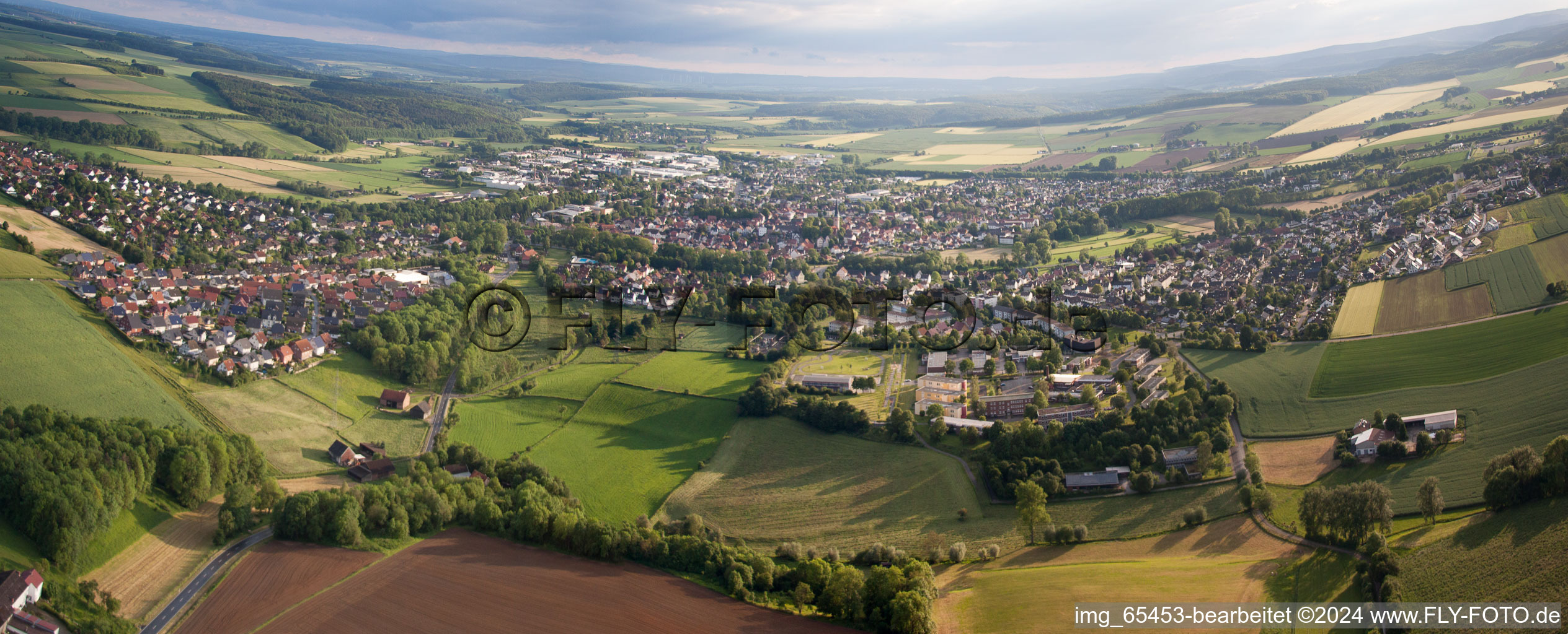 Vue aérienne de Brakel dans le département Rhénanie du Nord-Westphalie, Allemagne