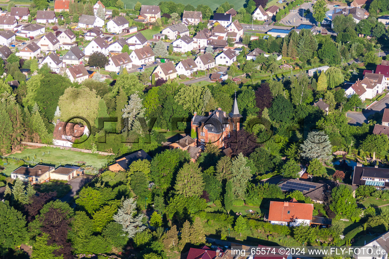 Vue aérienne de Maison de retraite Parkschlösschen à Boffzen dans le département Basse-Saxe, Allemagne