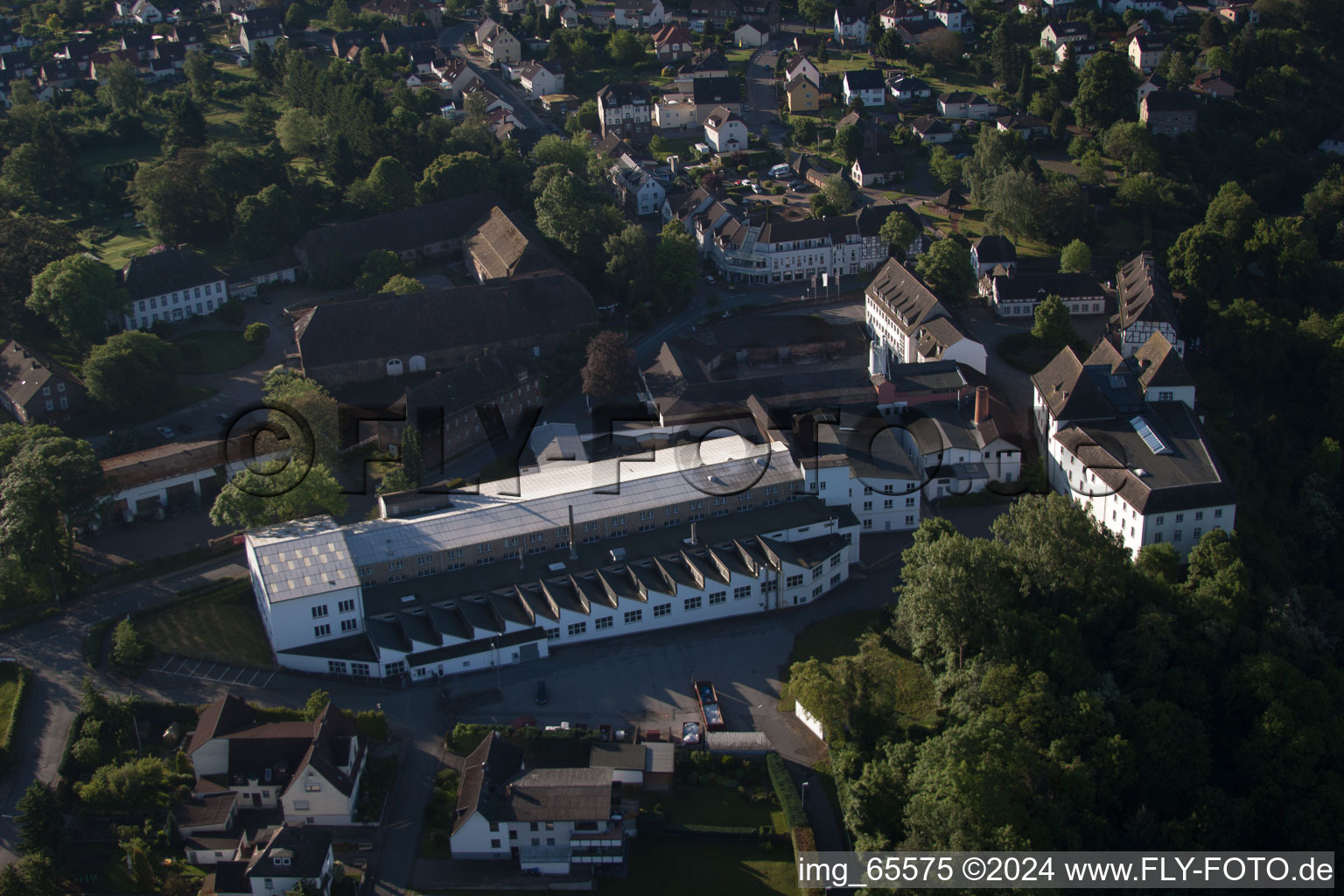 Fürstenberg dans le département Basse-Saxe, Allemagne du point de vue du drone