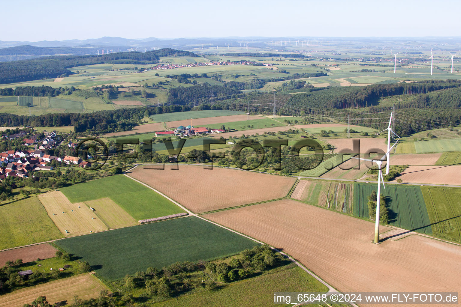 Vue aérienne de Quartier Langenthal in Trendelburg dans le département Hesse, Allemagne