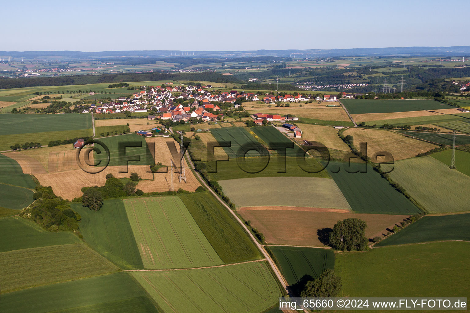 Photographie aérienne de Vue sur le village à le quartier Langenthal in Trendelburg dans le département Hesse, Allemagne