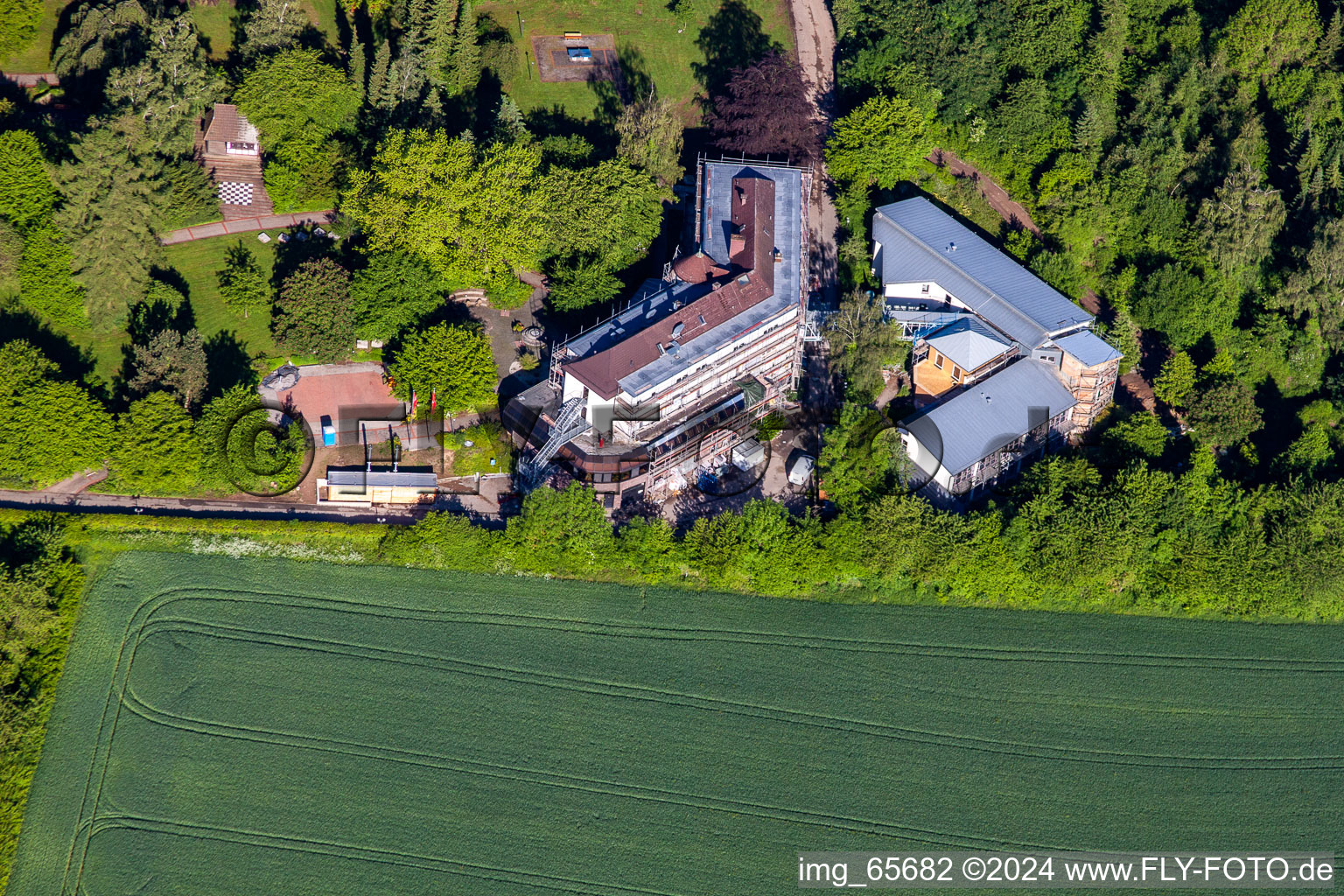 Centre de formation en métal de la zone industrielle WBS à Beverungen dans le département Rhénanie du Nord-Westphalie, Allemagne d'en haut