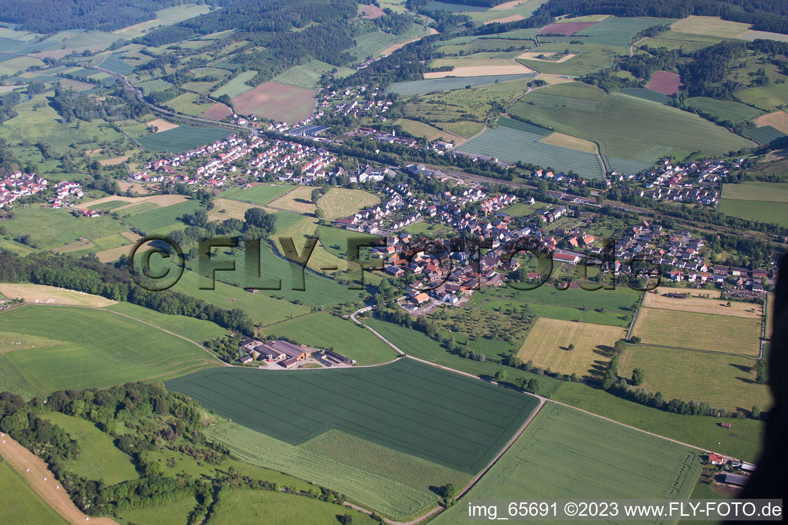 Vue aérienne de Ottbergen dans le département Rhénanie du Nord-Westphalie, Allemagne