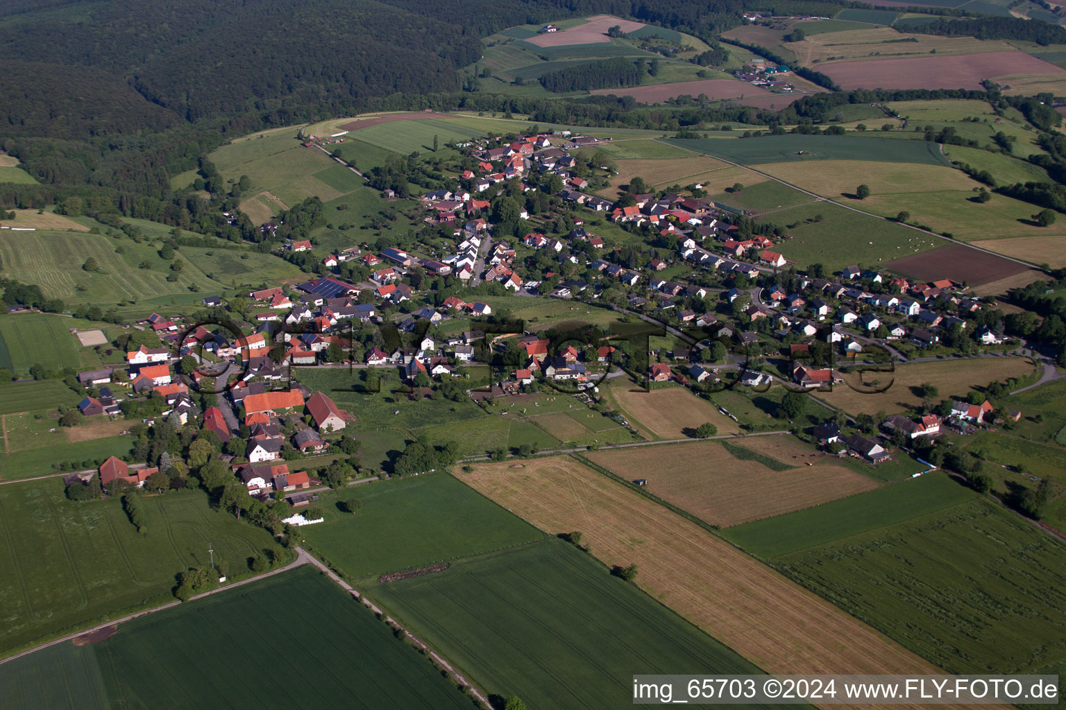 Vue aérienne de Quartier Bosseborn in Höxter dans le département Rhénanie du Nord-Westphalie, Allemagne