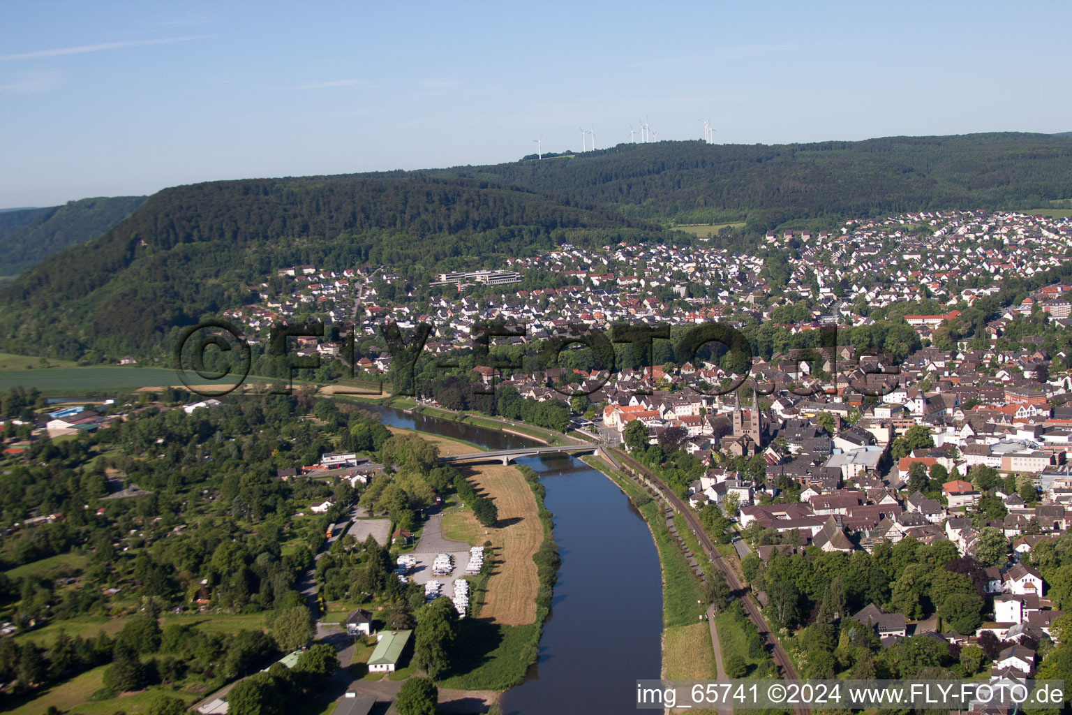 Vue d'oiseau de Höxter dans le département Rhénanie du Nord-Westphalie, Allemagne