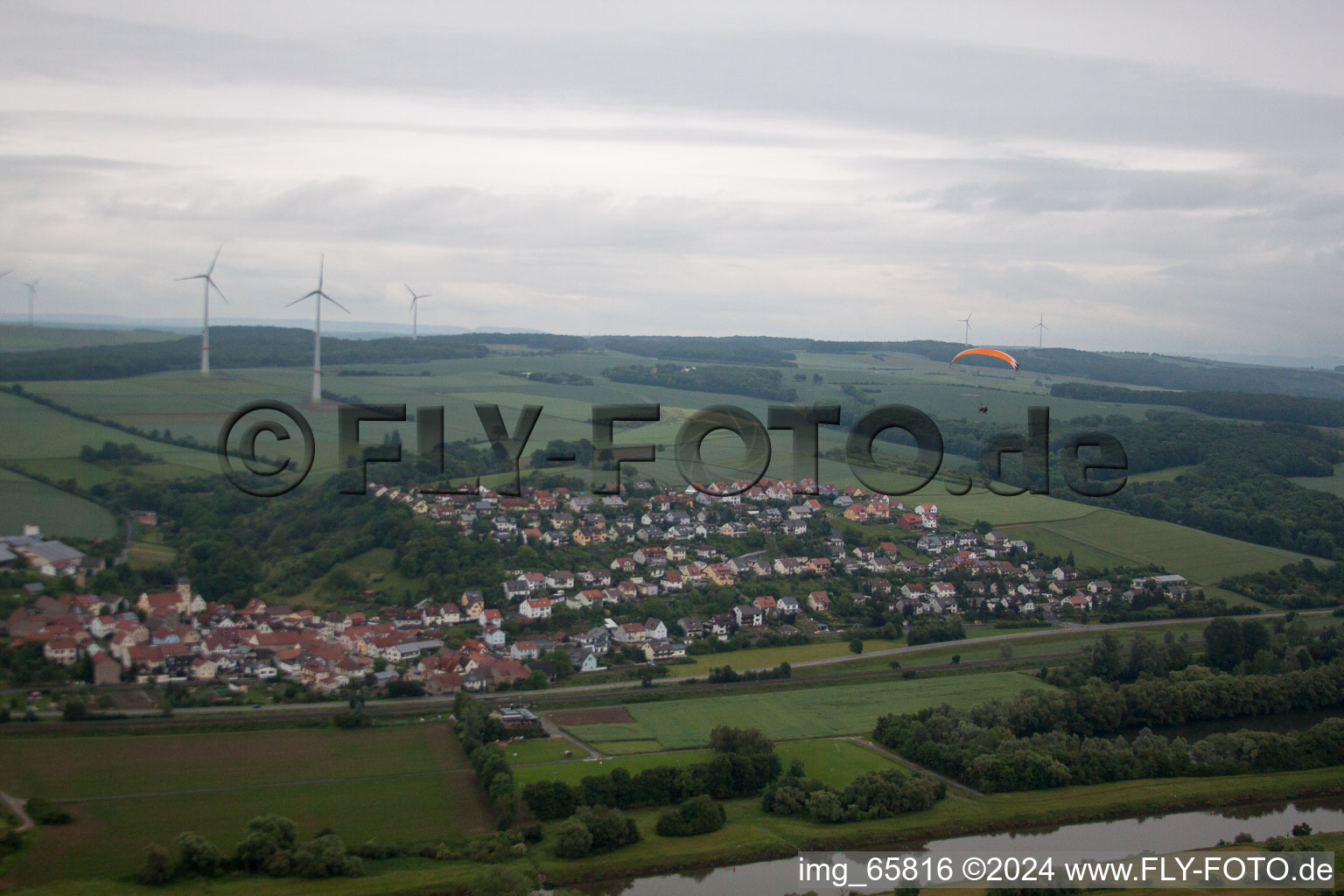 Vue oblique de Gädheim dans le département Bavière, Allemagne