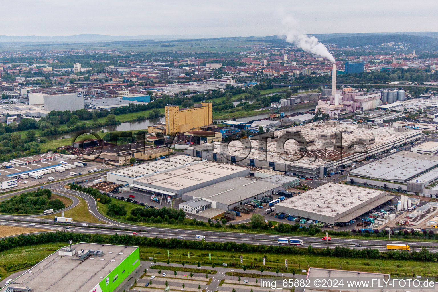 Vue aérienne de Zone industrielle et commerciale de la Hafenstrasse avec GKS à Schweinfurt dans le département Bavière, Allemagne